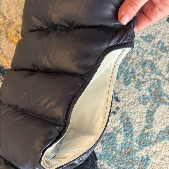 Moncler vest - Picture 5 of 8